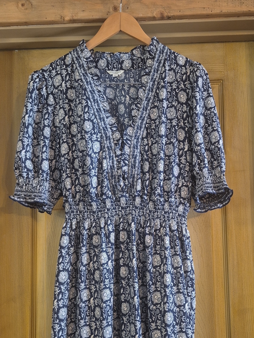 Max Studio Navy and White Floral Maxi Dress Short Sleeves V Ruffled Necklune XL - Picture 4 of 11